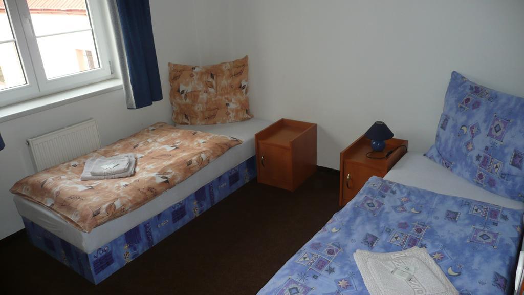 Penzion Hajsky Mlyn Nebanice Buitenkant foto