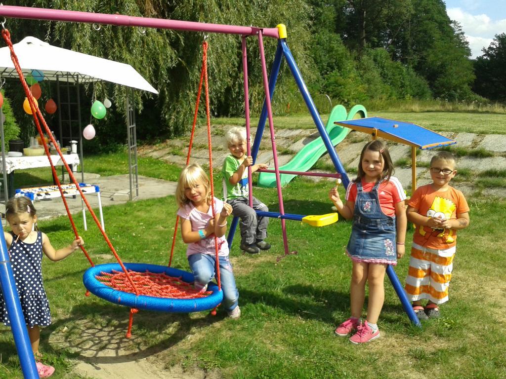Penzion Hajsky Mlyn Nebanice Buitenkant foto